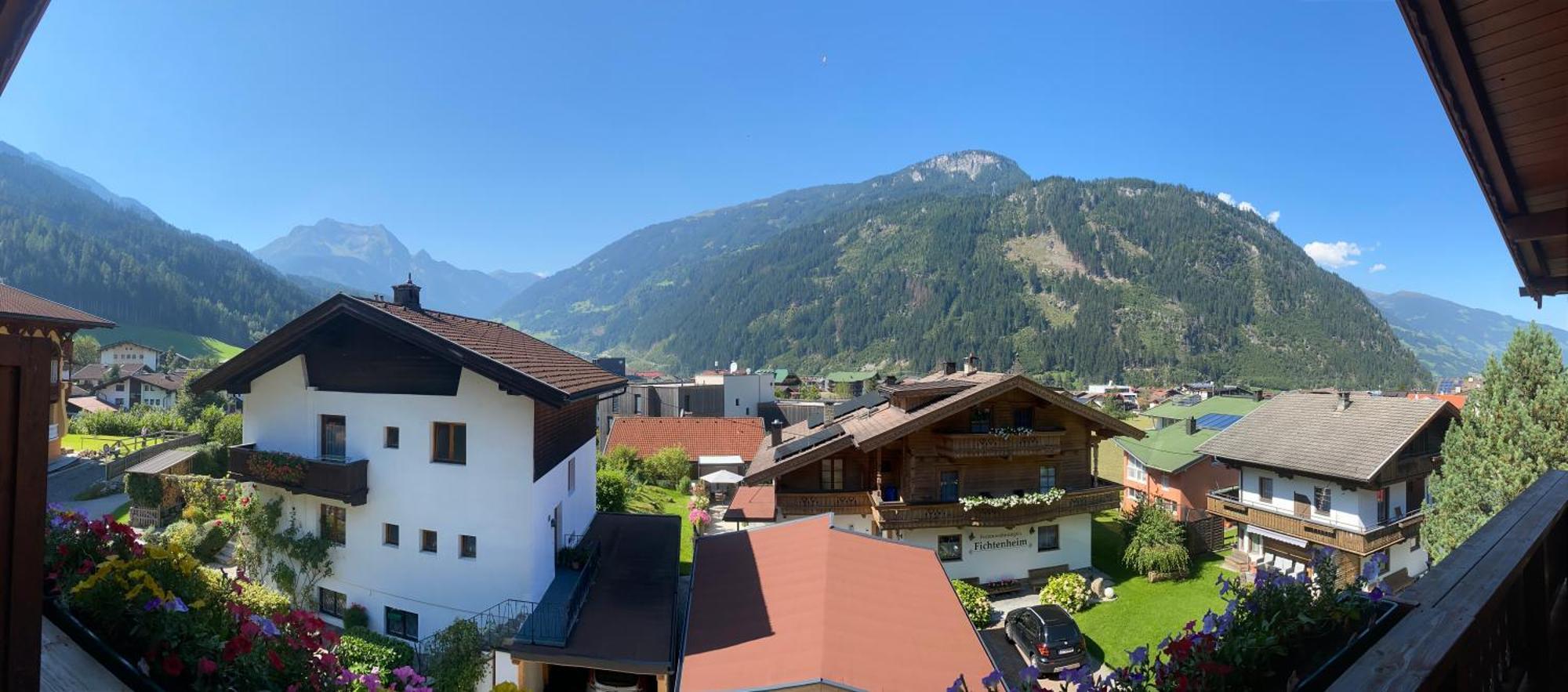 Pension Schwemberger Ohne Fruehstueck Mayrhofen Exterior foto